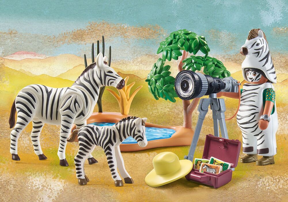 Playmobil Wiltopia - Animal Photographer with Zebras