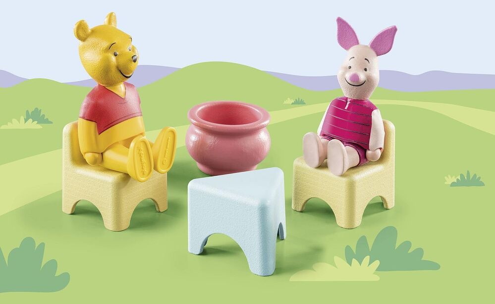 Playmobil JUNIOR & Disney: Winnie the Pooh's & Piglet's Tree House