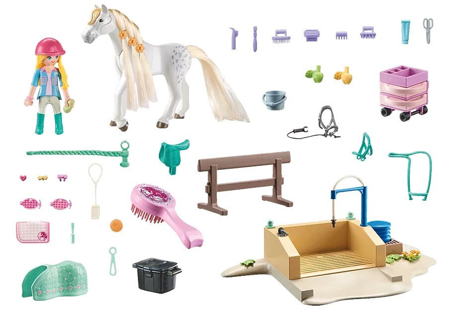 Playmobil Horses of Waterfall - Washing Station with Isabella and Lioness