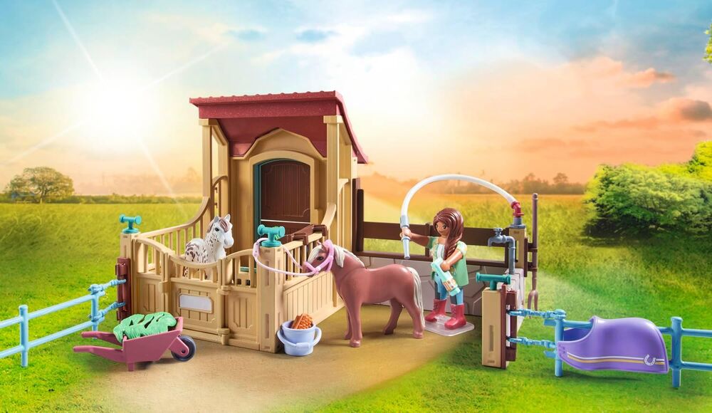Playmobil Horses of Waterfall - Riding Stable