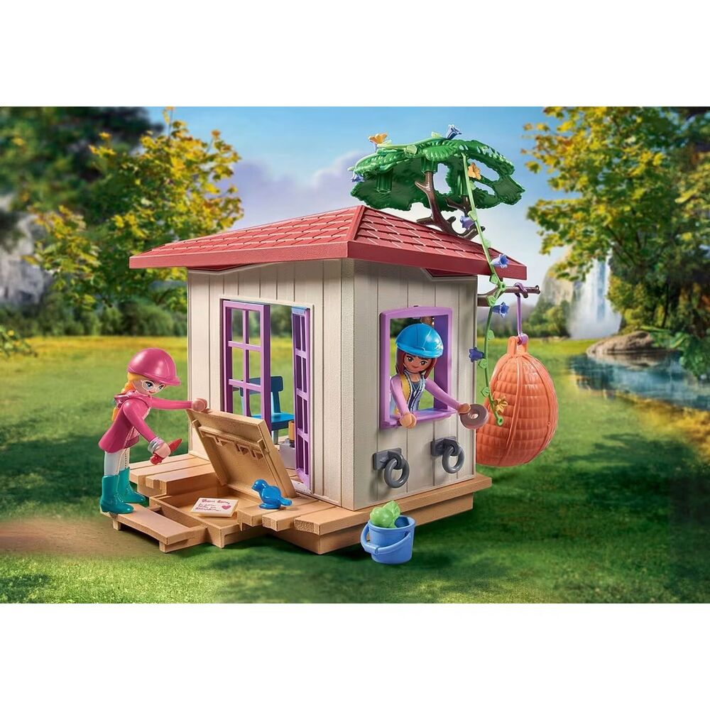 Playmobil Horses of Waterfall - Horse Fans Clubhouse