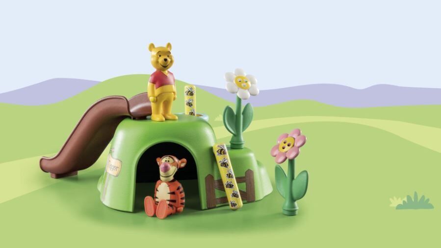 Playmobil JUNIOR & Disney - Winnie the Pooh & Tigger's Bee Garden