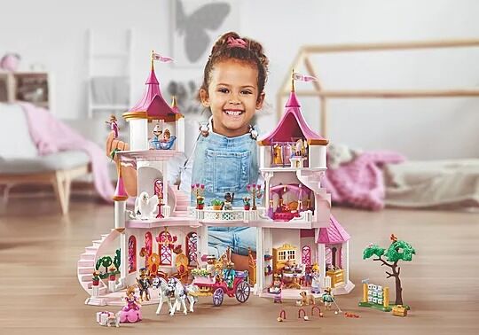 Playmobil Princess Magic - Princess Castle with Royal Couple