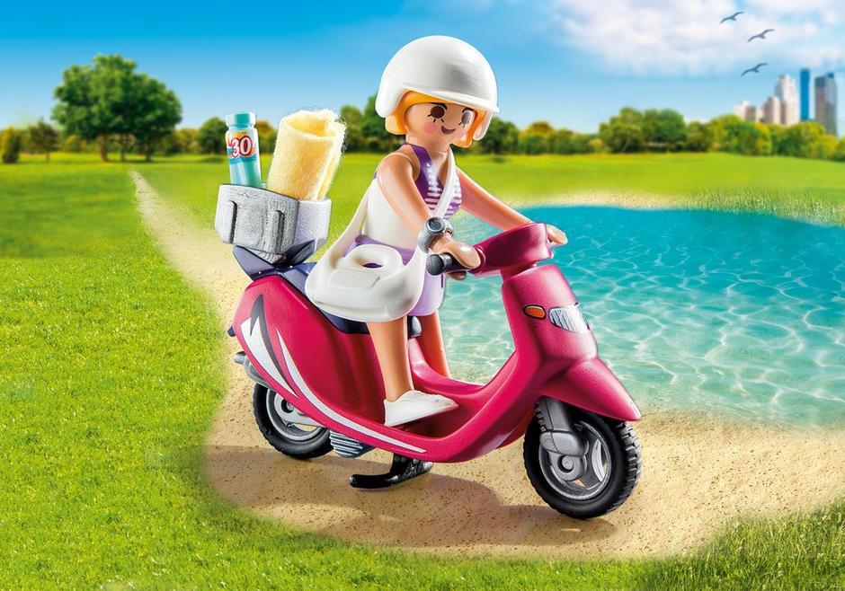 Playmobil City Life - Beachgoer with Scooter