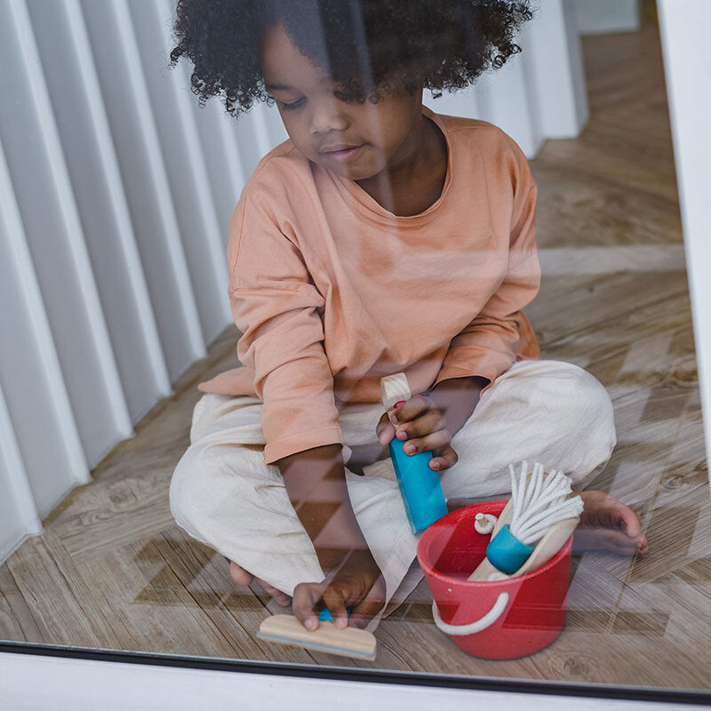 PlanToys Pretend Play - Cleaning Set