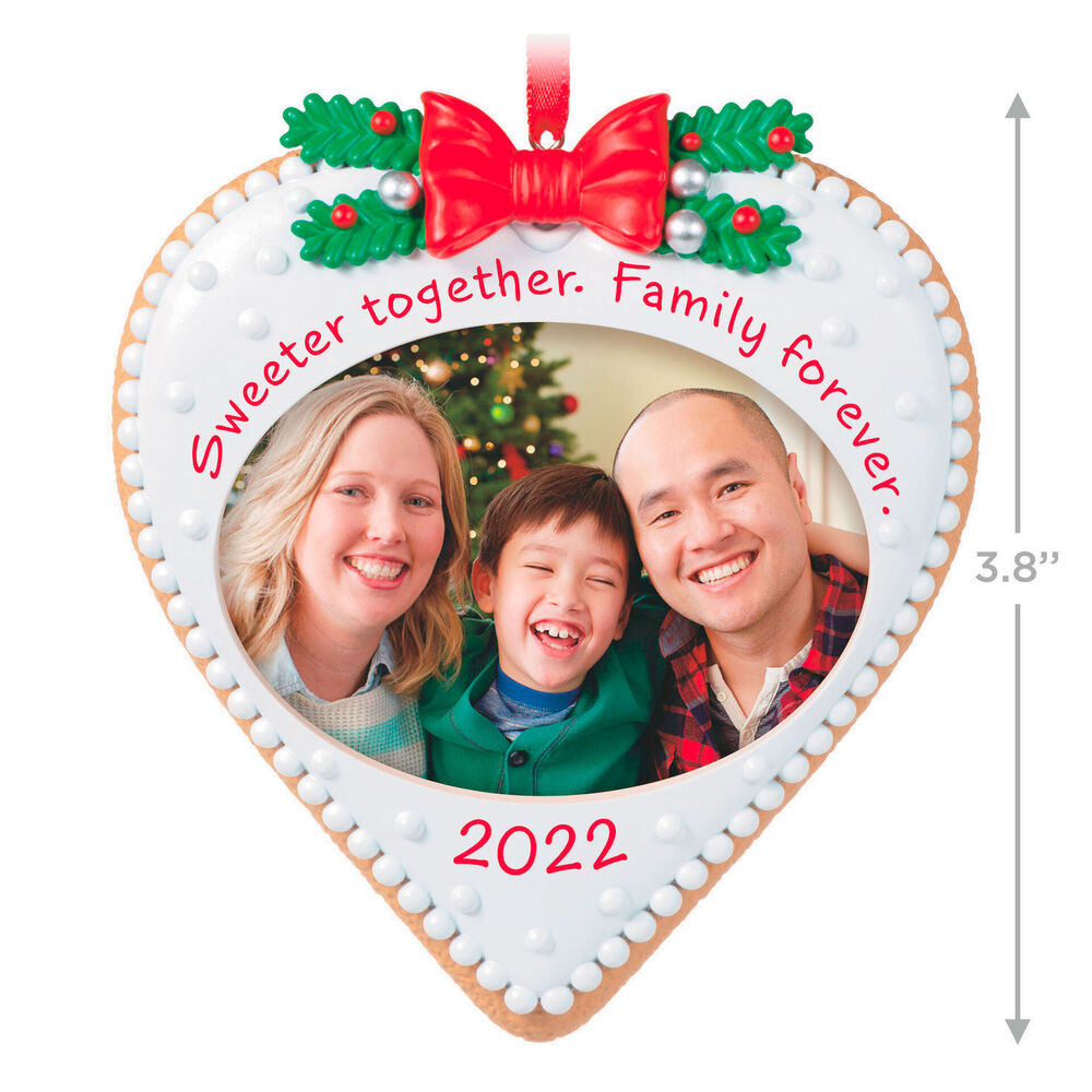 2022 Hallmark Keepsake Ornament - Sweeter Together Family Forever Cookie Photo Frame
