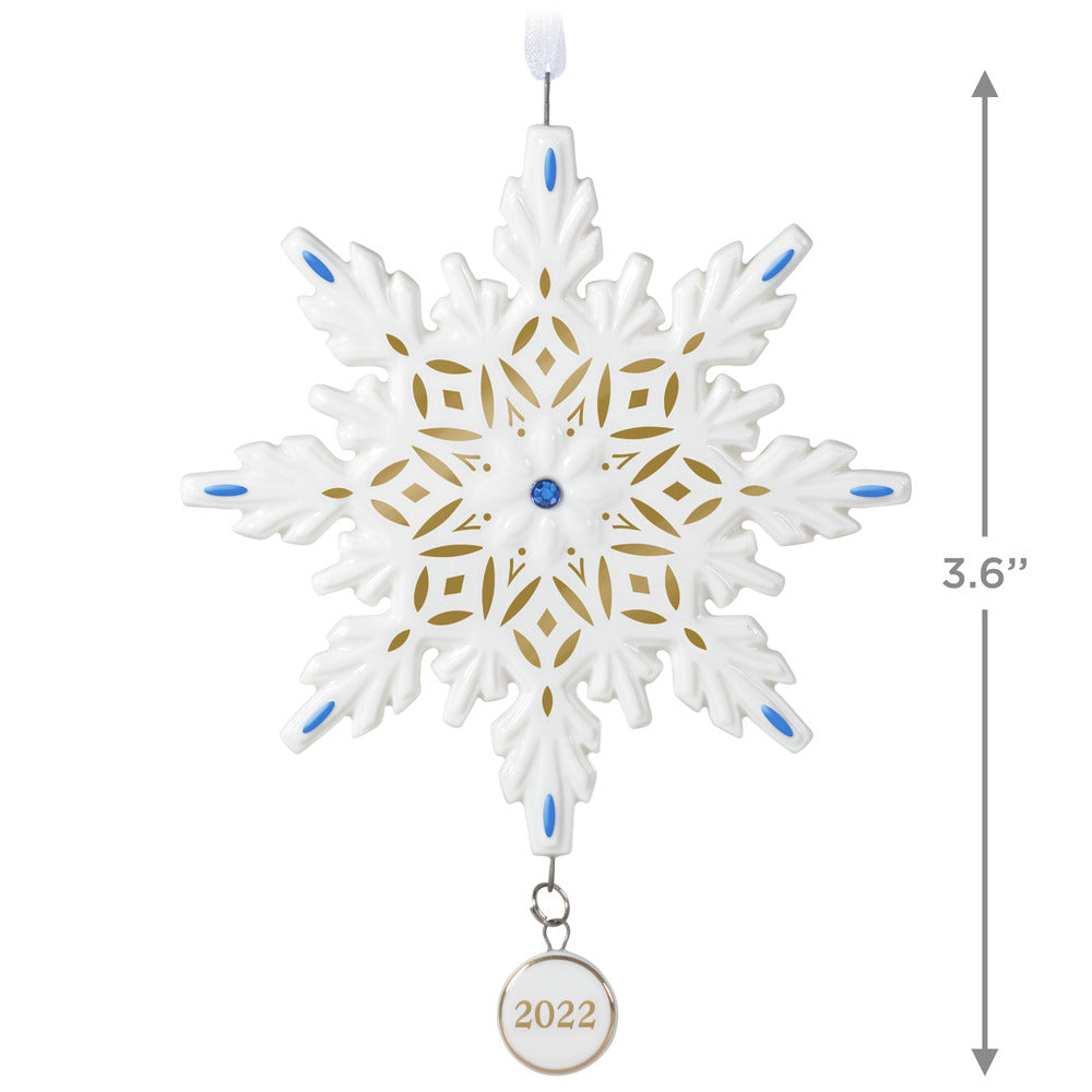 2022 Hallmark Keepsake Ornament - 2022 Snowflake Porcelain
