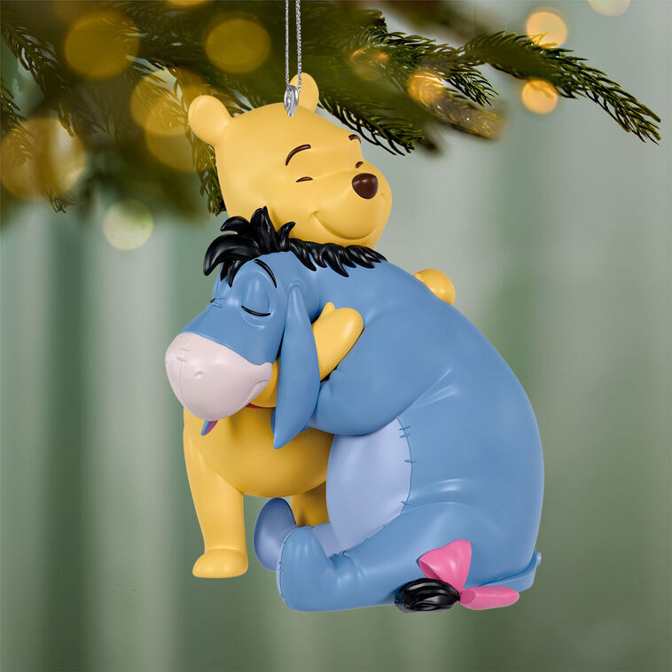 2026 Hallmark Keepsake Ornament - Disney Winnie the Pooh Holiday Hugs
