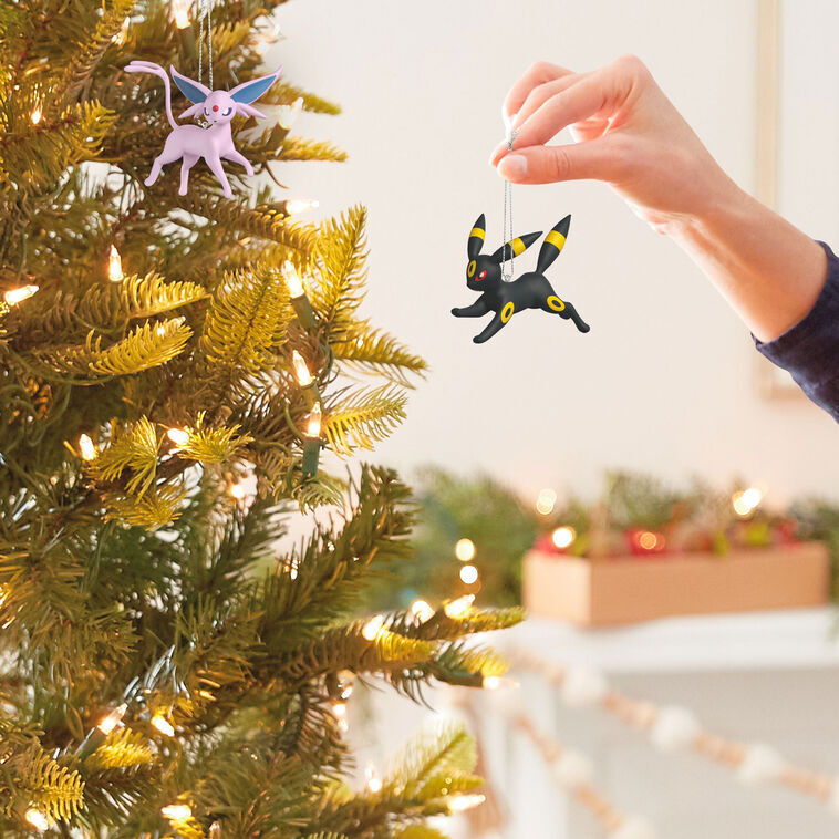 2026 Hallmark Keepsake Ornament - Pokémon Espeon and Umbreon (Set of 2)