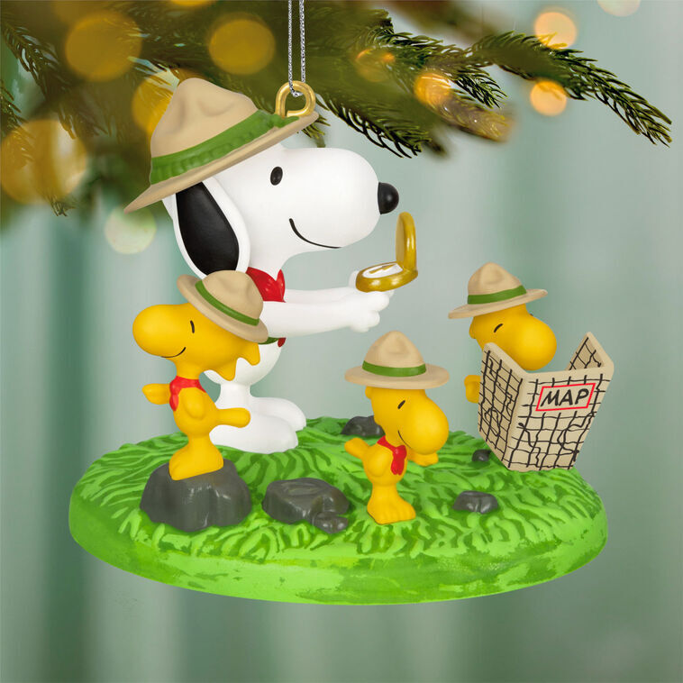 2026 Hallmark Keepsake Ornament - The Peanuts Gang Orienteering