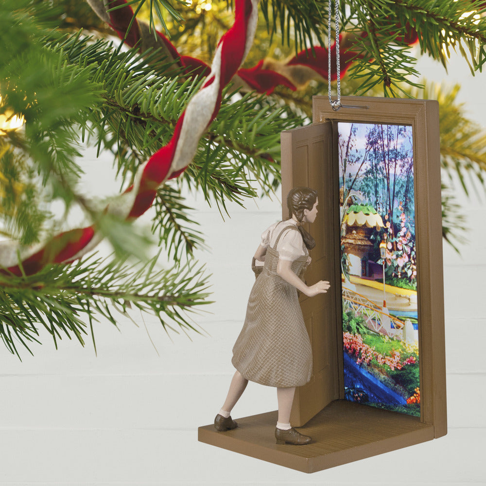 2022 Hallmark Keepsake Ornament - The Wizard of Oz Not in Kansas Anymore