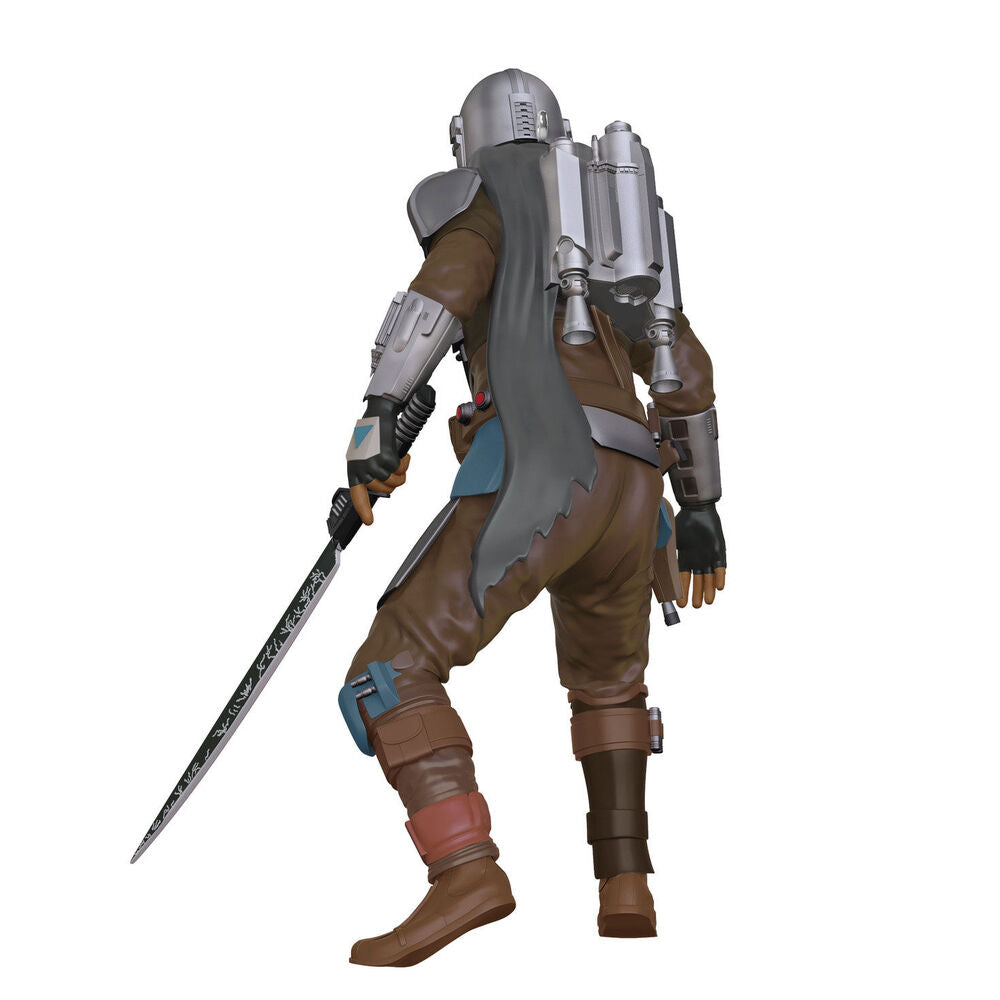 2024 Hallmark Keepsake Ornament - Star Wars: The Mandalorian Wielding the Darksaber