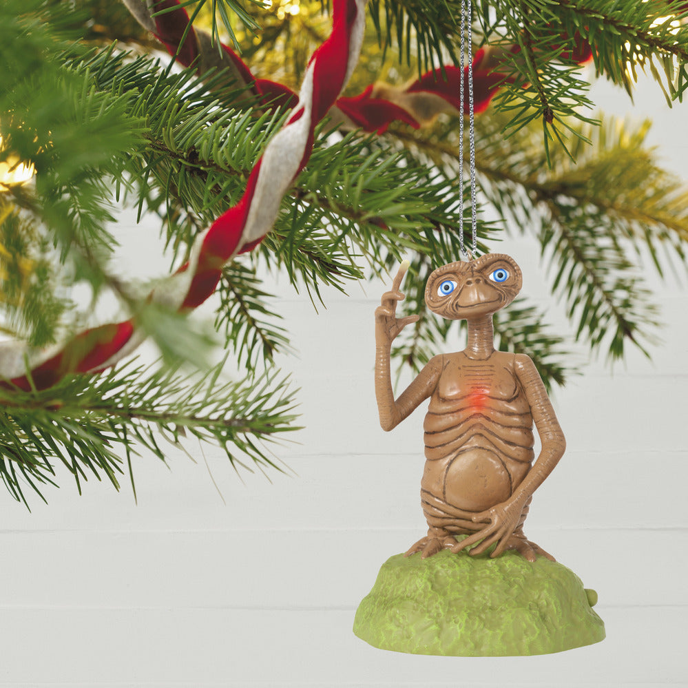 2022 Hallmark Keepsake Ornament - E.T. The Extra-Terrestrial 40th Anniversary with Light and Sound