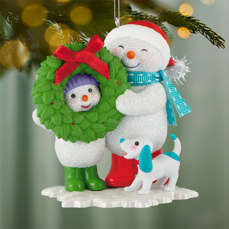 2026 Hallmark Keepsake Ornament - Making Memories Welcoming Wreath