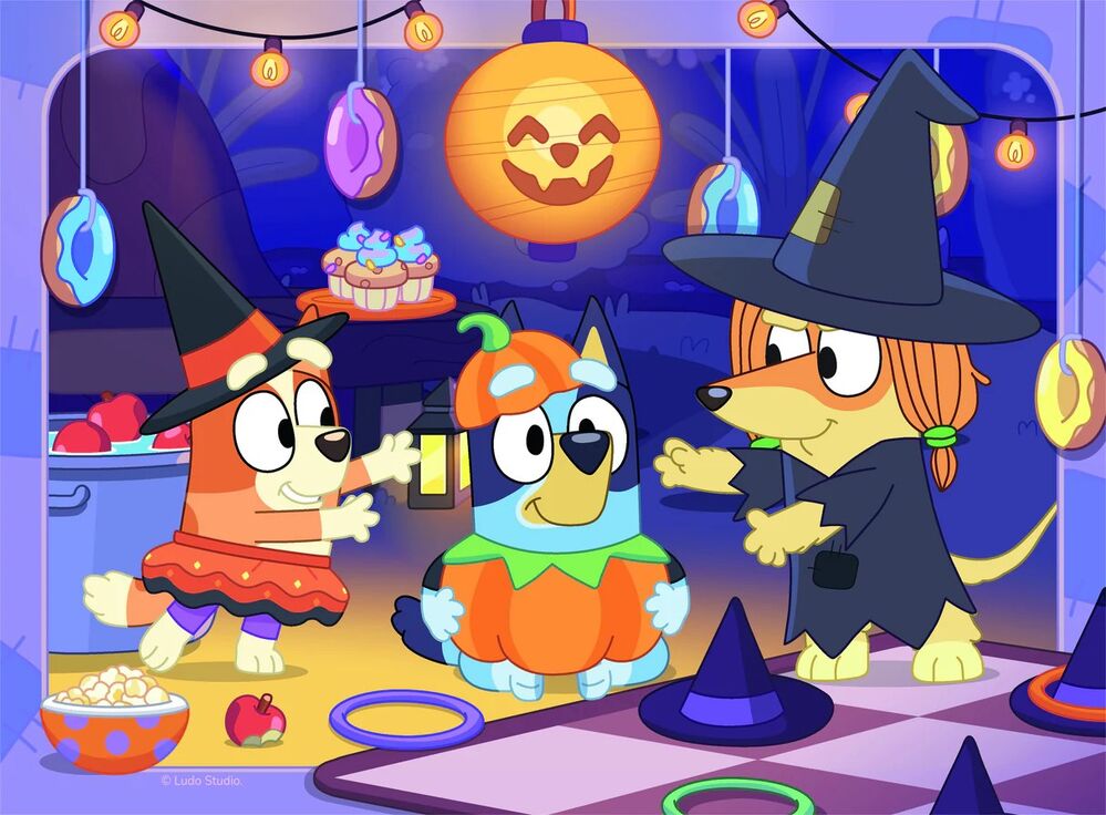 Ravensburger Puzzle 12, 16, 20, 24pc - Bluey Halloween