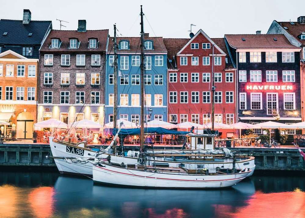 Ravensburger Puzzle 1000pc - Copenhagen Denmark