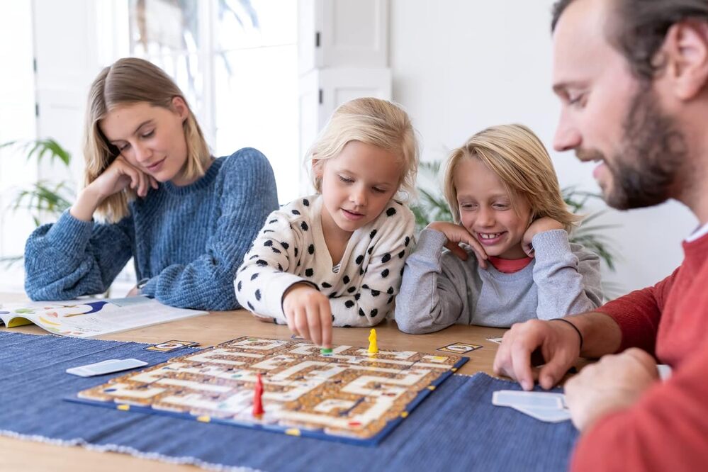 Ravensburger The Amazing Labyrinth Board Game