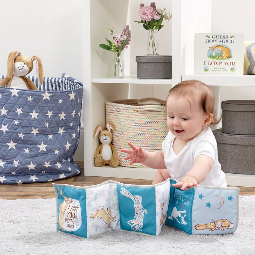 Guess How Much I Love You - Unfold & Discover Activity Toy