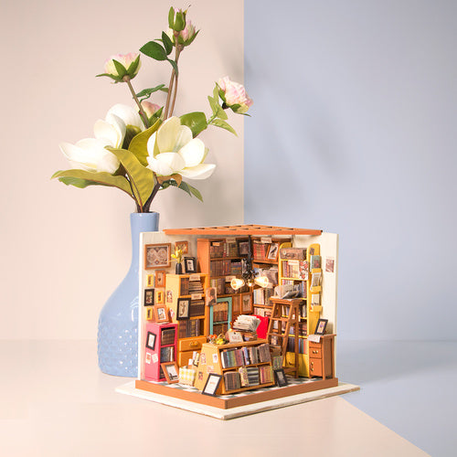 Rolife Wooden Model - DIY Miniature House Sam's Study