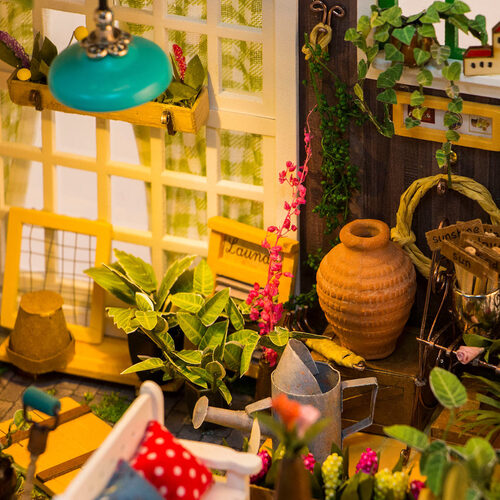 Rolife Wooden Model - DIY Minature House Miller's Garden