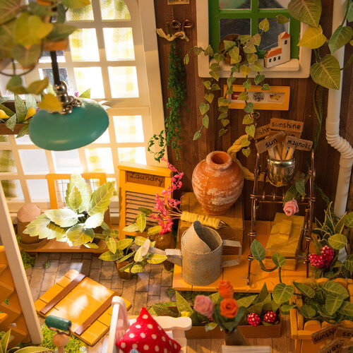 Rolife Wooden Model - DIY Minature House Miller's Garden