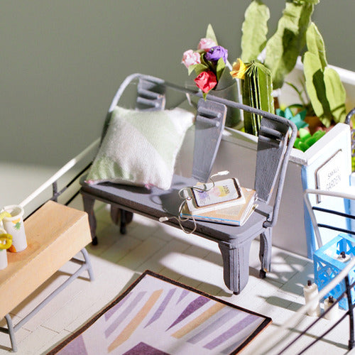 Rolife Wooden Model - DIY Minature House Dora's Loft