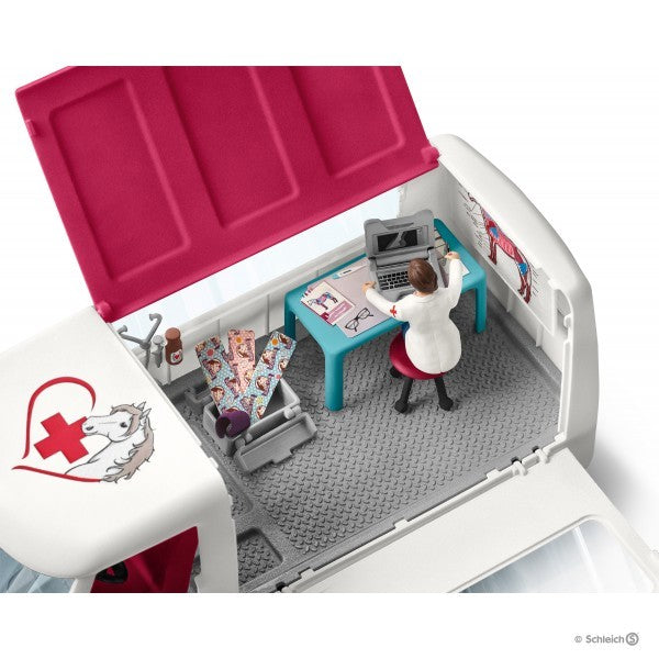 Schleich Horse Club - Mobile Vet With Hanoverian Foal Save