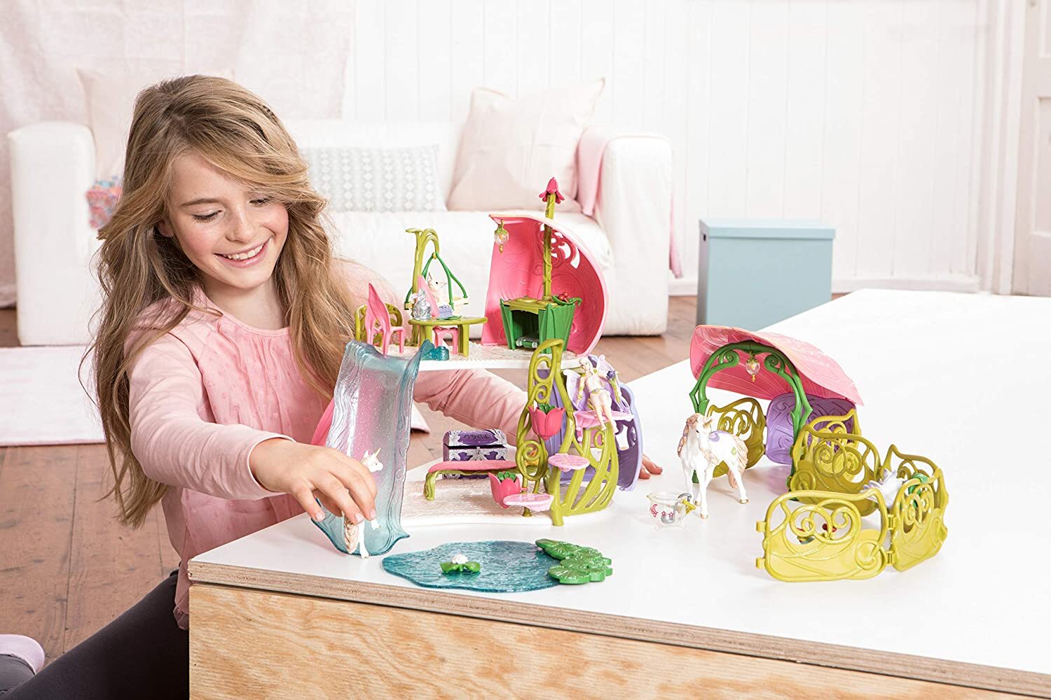 Schleich Bayala - Glittering Flower House with Unicorns, Lake and Stable