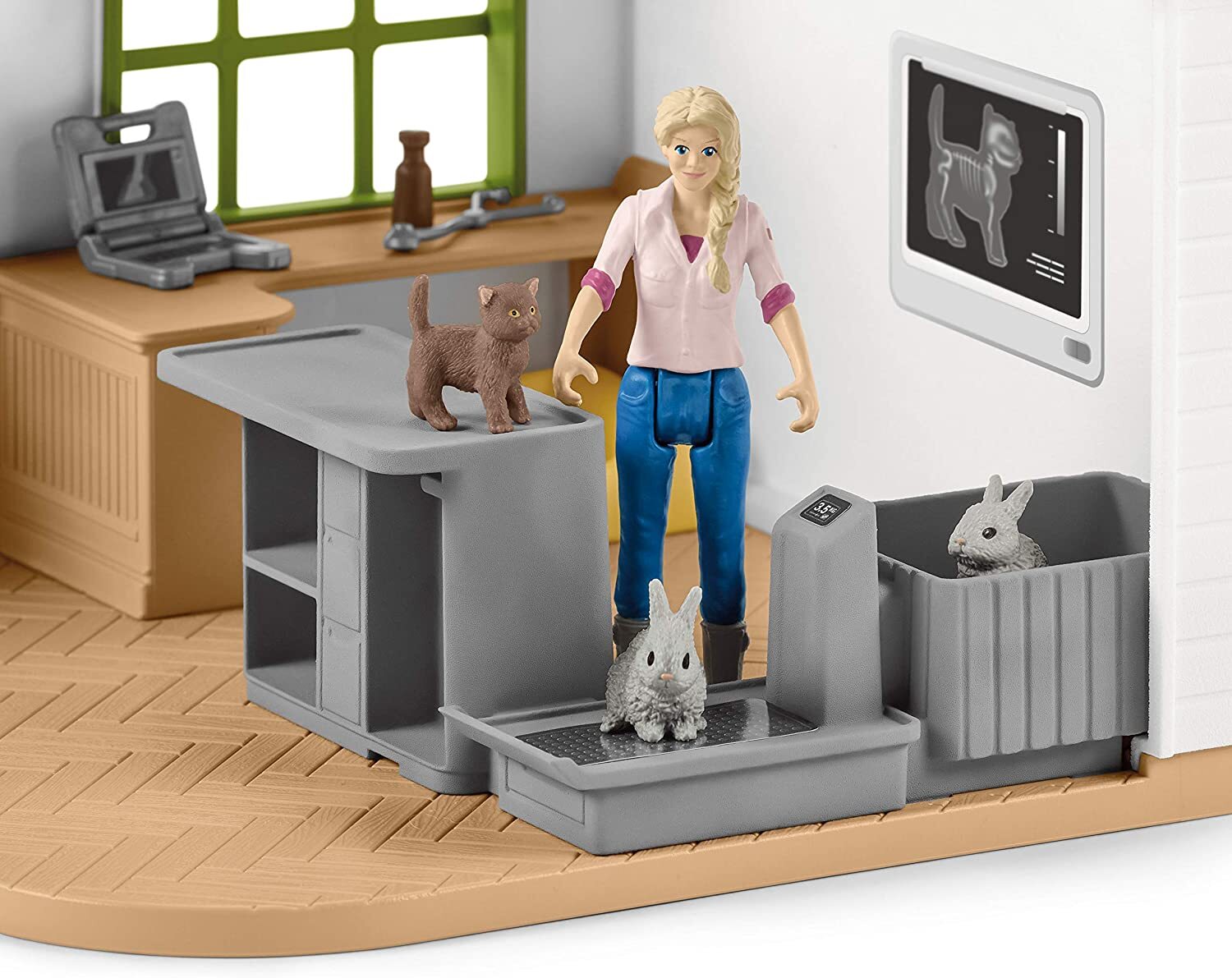 Schleich Farm World - Veterinarian Practice With Pets