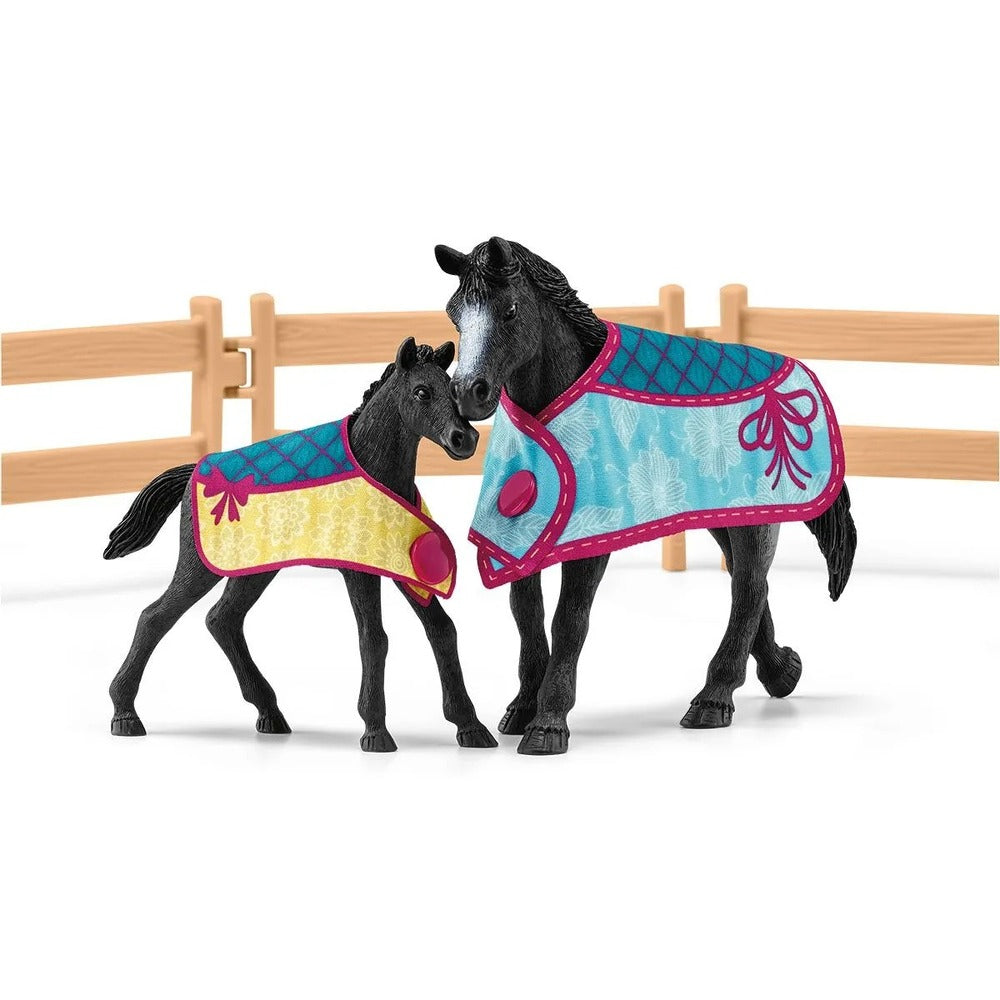 Schleich Horse Club - Horse Box with Mare and Foal