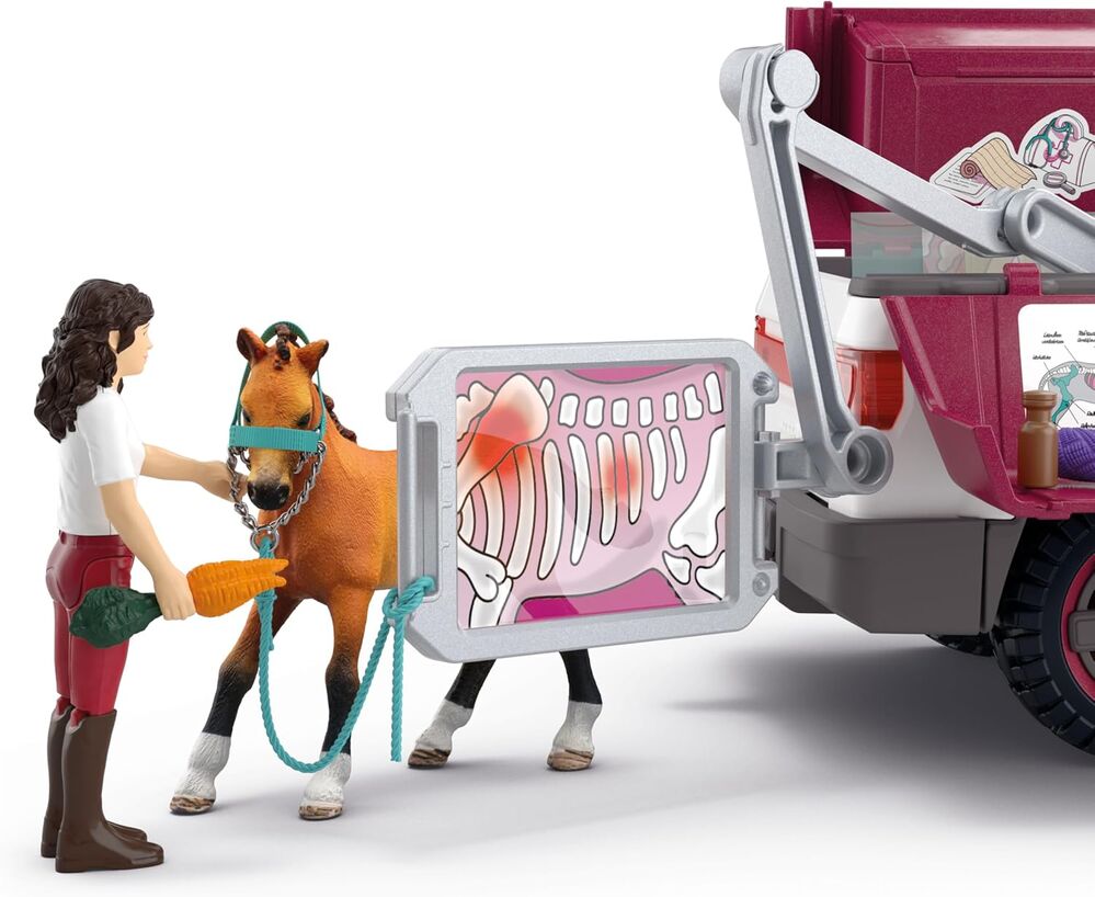 Schleich Horse Club - Mobile Vet with Trailer