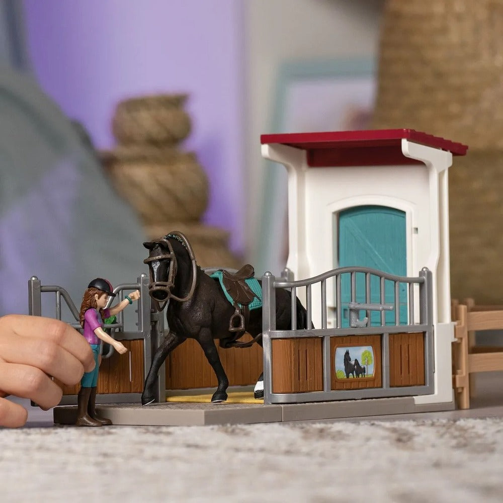 Schleich Horse Club - Horse Box with Lisa and Storm