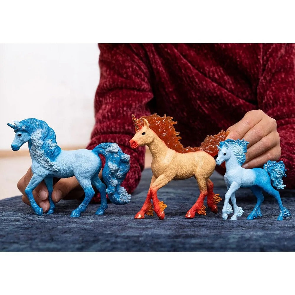 Schleich Bayala - Elementa Water Flames Unicorn Foal
