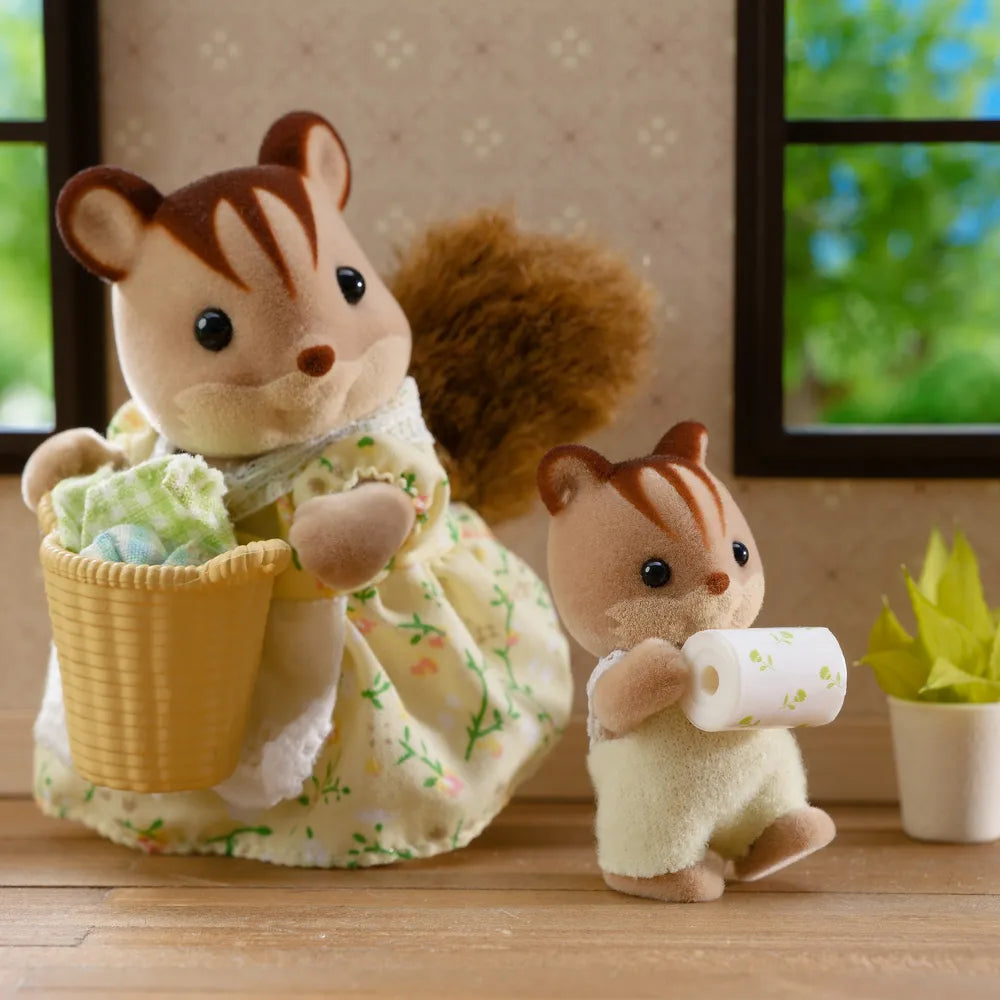 Sylvanian Families - Walnut Squirrel Baby