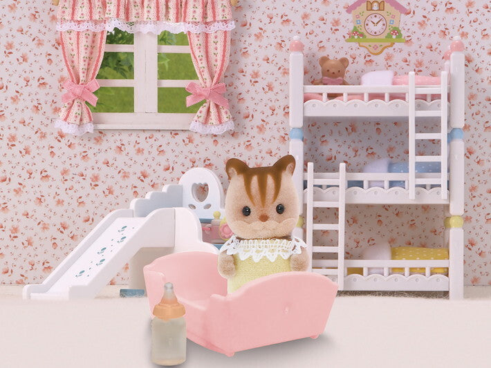 Sylvanian Families - Walnut Squirrel Baby