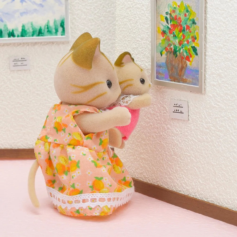 Sylvanian Families - Striped Cat Family