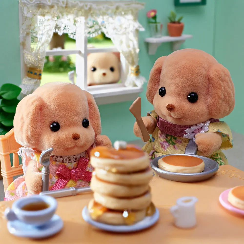 Sylvanian Families - Toy Poodle Family