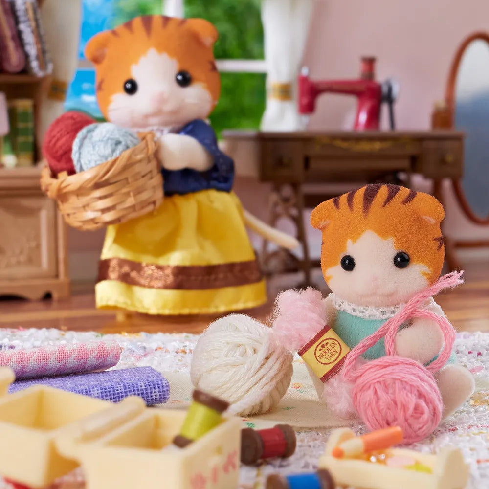 Sylvanian Families - Maple Cat Family