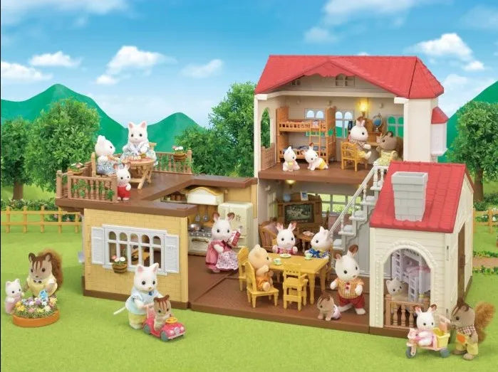 Sylvanian Families - Red Roof Country Home Gift Set