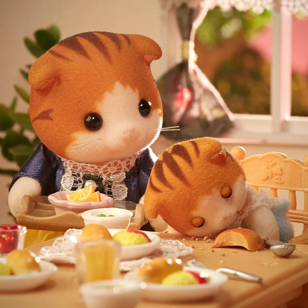 Sylvanian Families - Maple Cat Baby