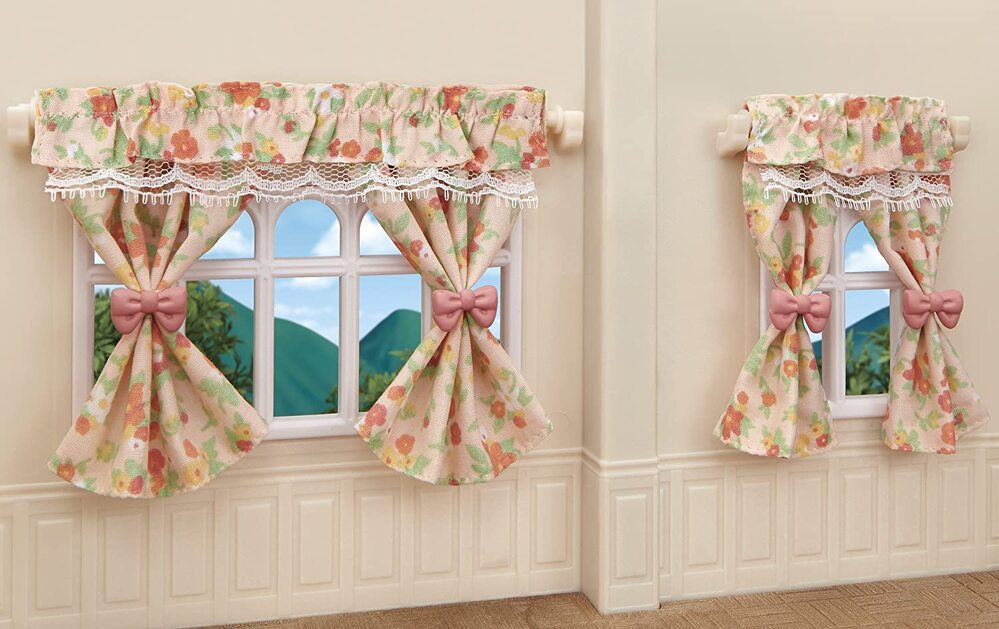 Sylvanian Families - Wall Lamps And Curtains Set