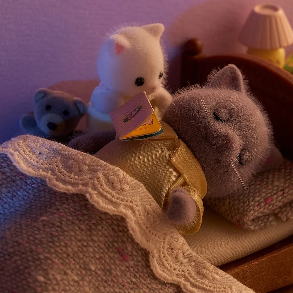 Sylvanian Families - Persian Cat Family