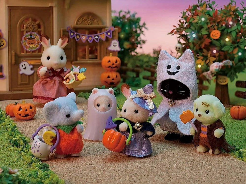 Sylvanian Families - Trick or Treat Parade