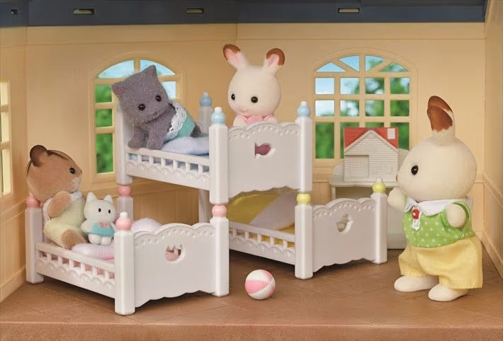 Sylvanian Families - Large House With Carport Gift Set
