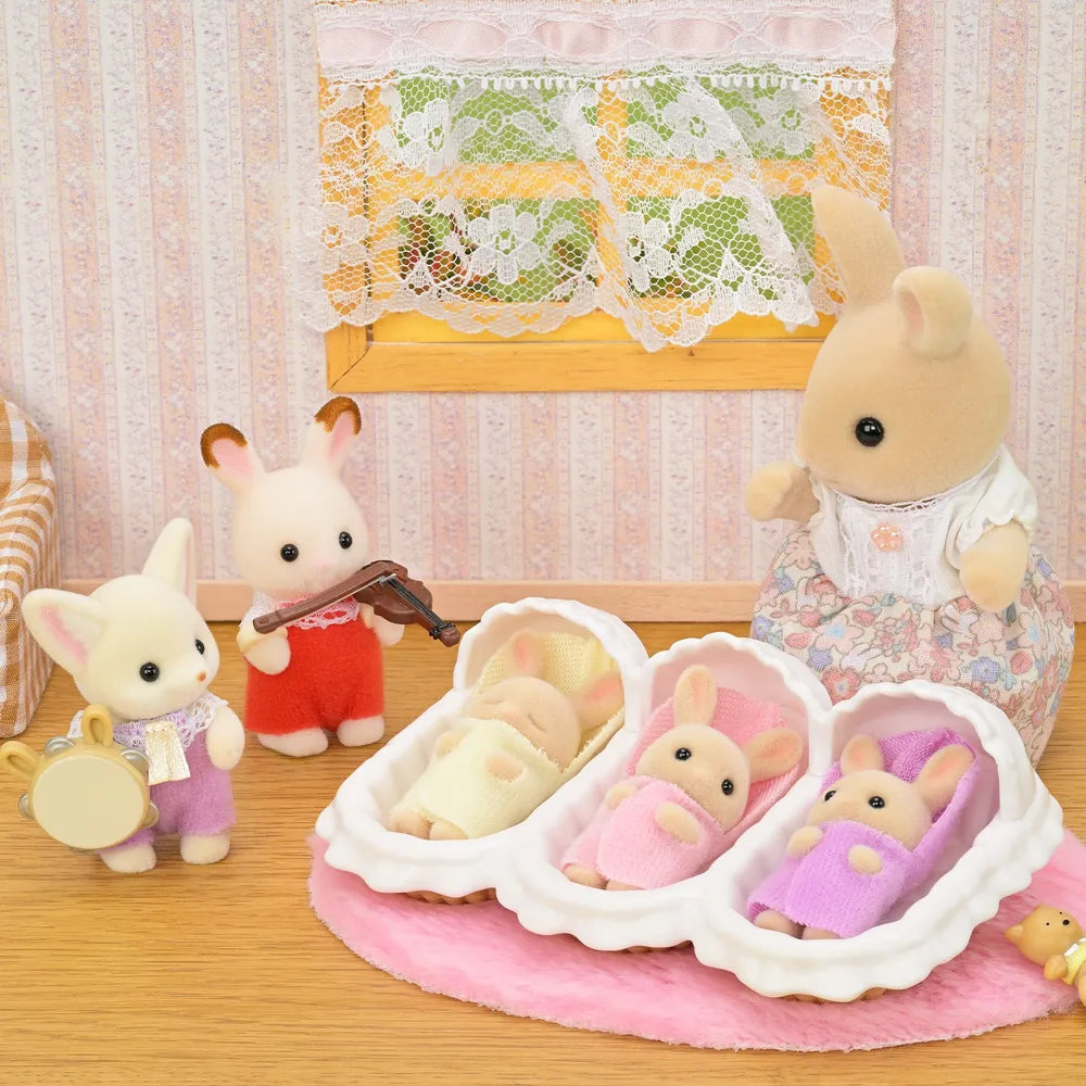 Sylvanian Families - Milk Rabbit Family