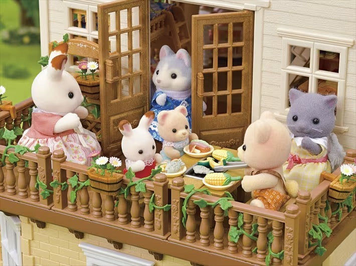 Sylvanian Families - Red Roof Country Home With Secret Attic Playroom