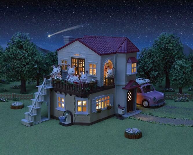 Sylvanian Families - Red Roof Country Home Secret Attic Playroom Gift Set