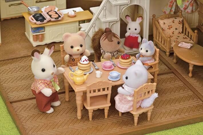 Sylvanian Families - Red Roof Country Home Secret Attic Playroom Gift Set