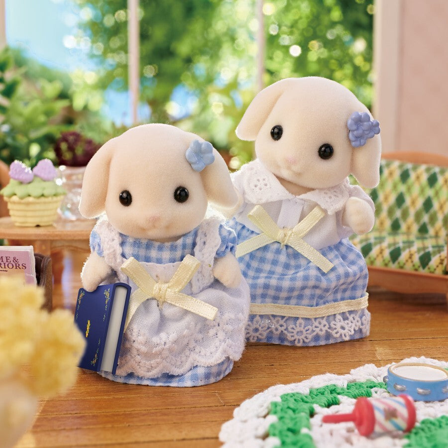 Sylvanian Families - Flora Rabbit Family