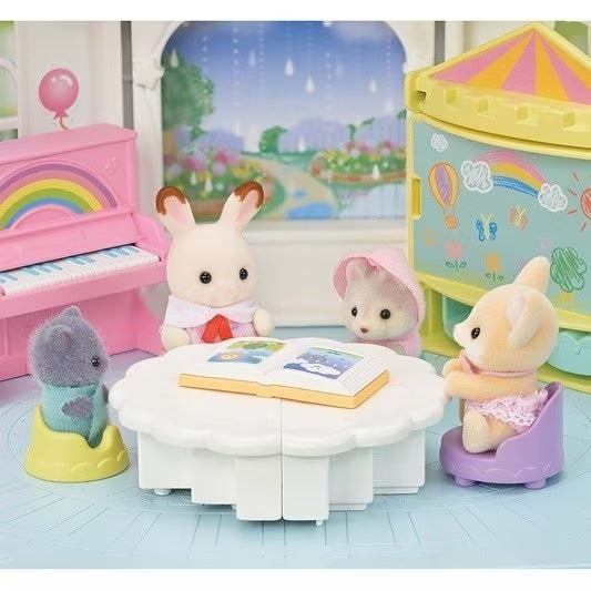 Sylvanian Families - Sunny Castle Nursery